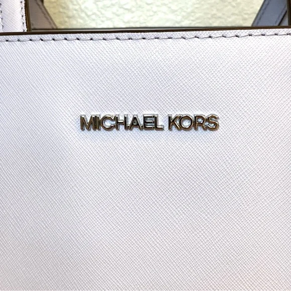 Michael Kors Gilly XL Drawstring Tote Saffiano Leather in Lavender Mist Color - Picture 7 of 12